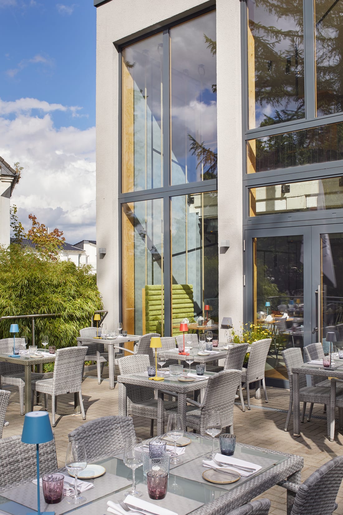Floor-to-ceiling Sorpetaler windows on a restaurant terrace